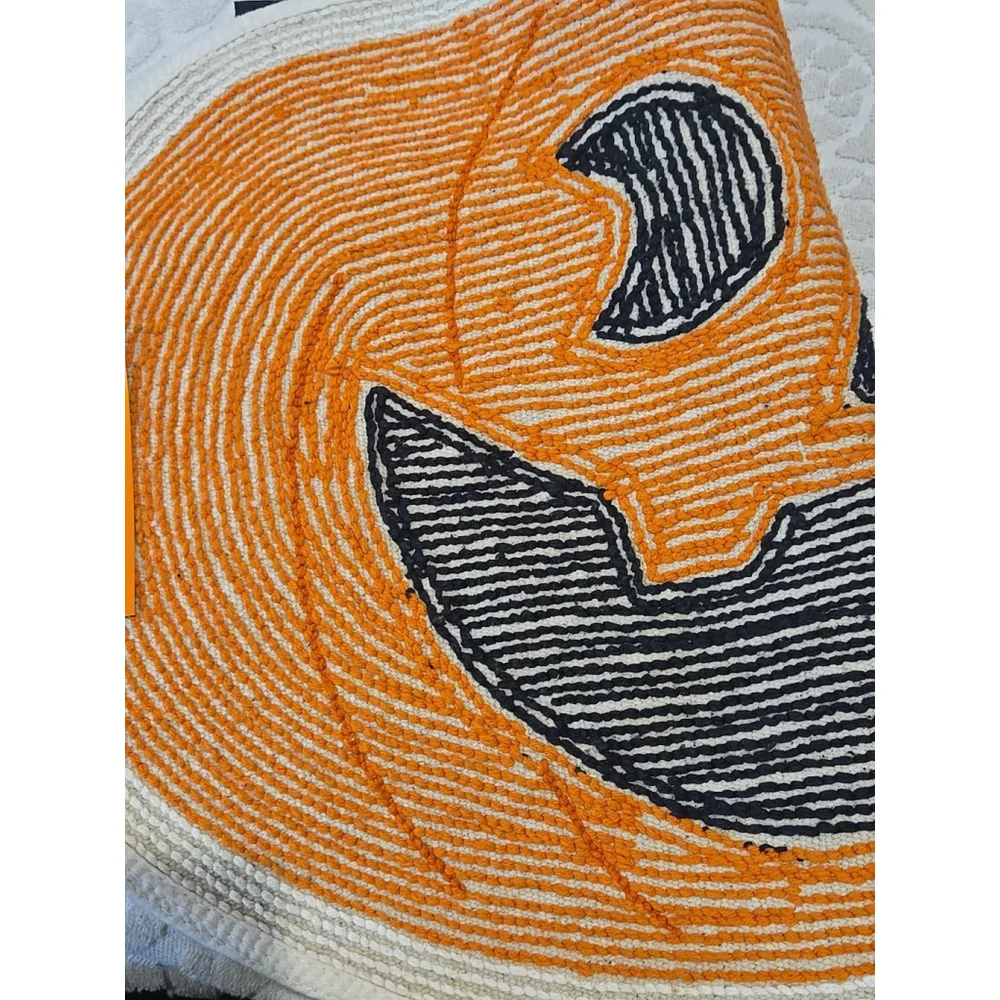 Hyde And Eek! Pumpkin Bath Rug New With Tags Nice Size (C-38)
